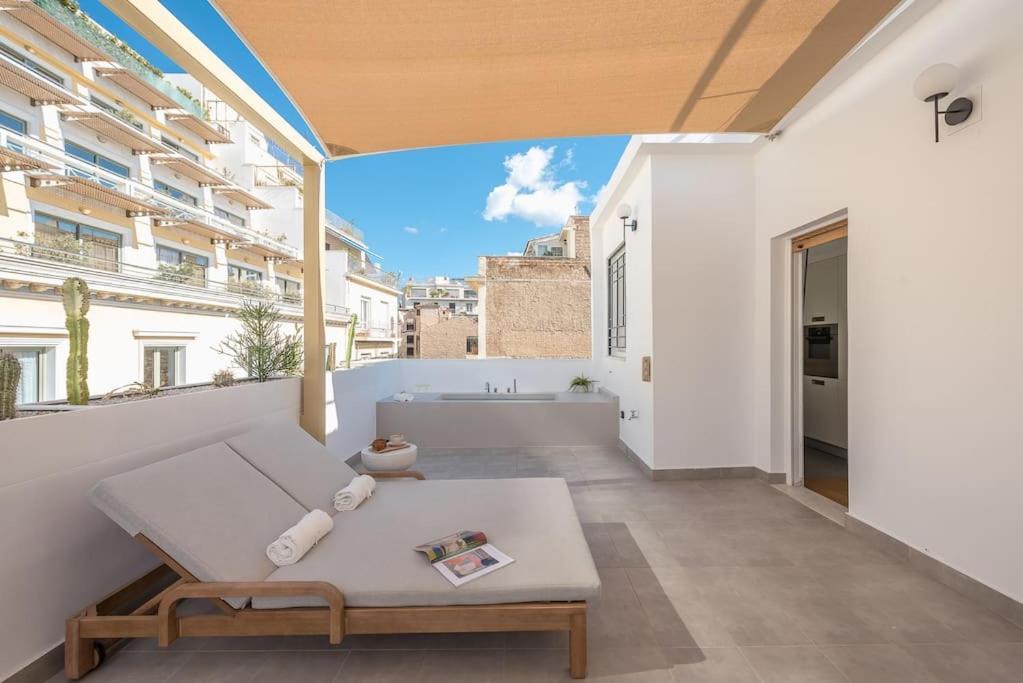 Modern 2bdr Flat W Hot Tub & Big Terrace In Plaka Appartement Athènes
